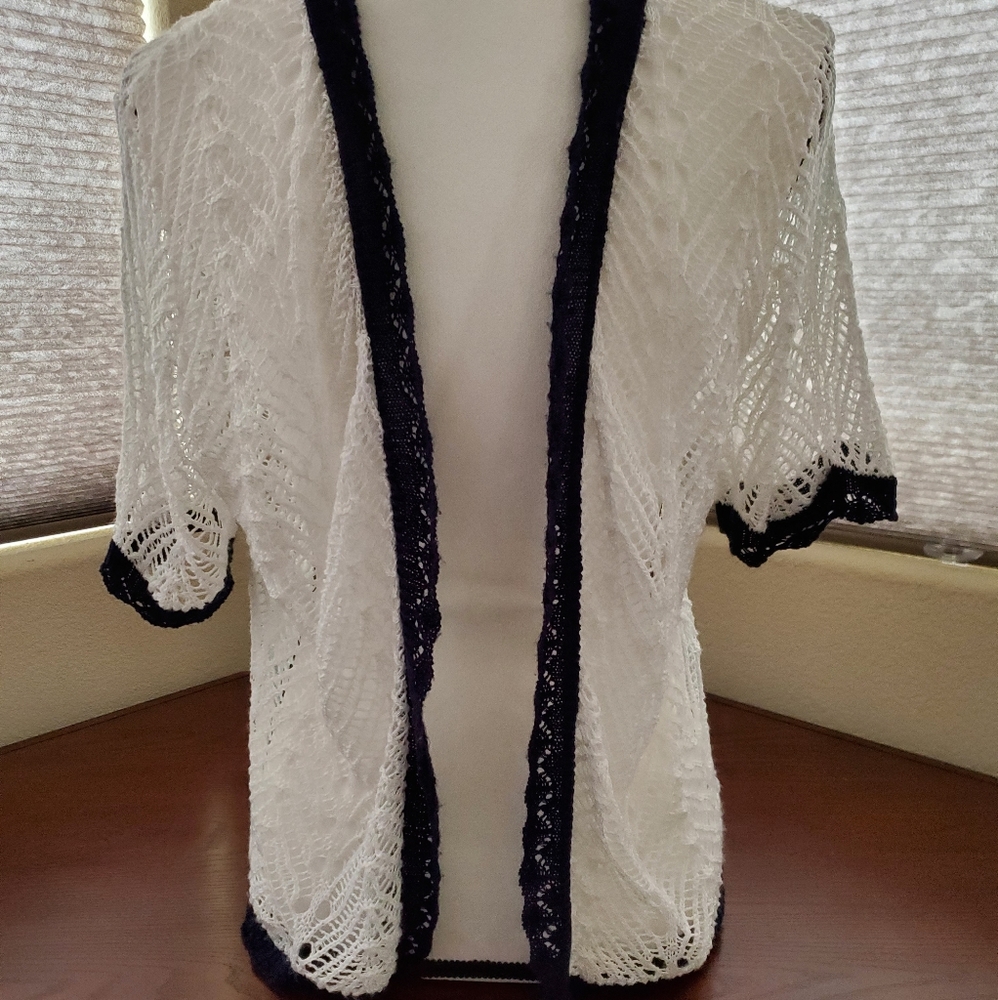 TWO-ONE-TWO white and navy blue shrug